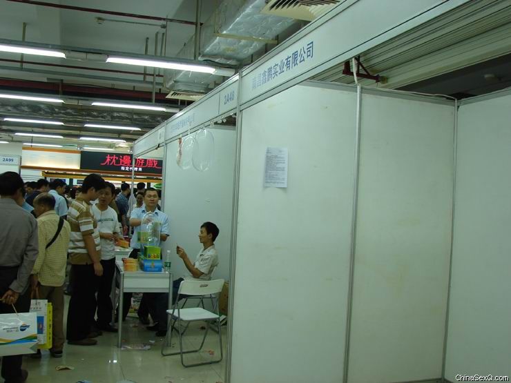 有心急的展商已经先撤了