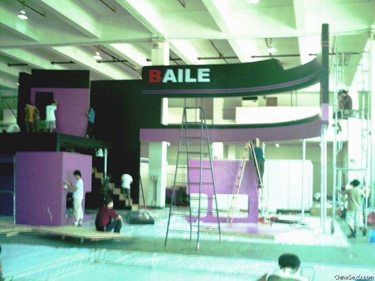 �ȶ�Ϊ�죺�Ϻ����ʳ���չ