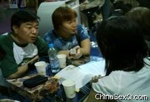 ˫˫�����̹�����Ա