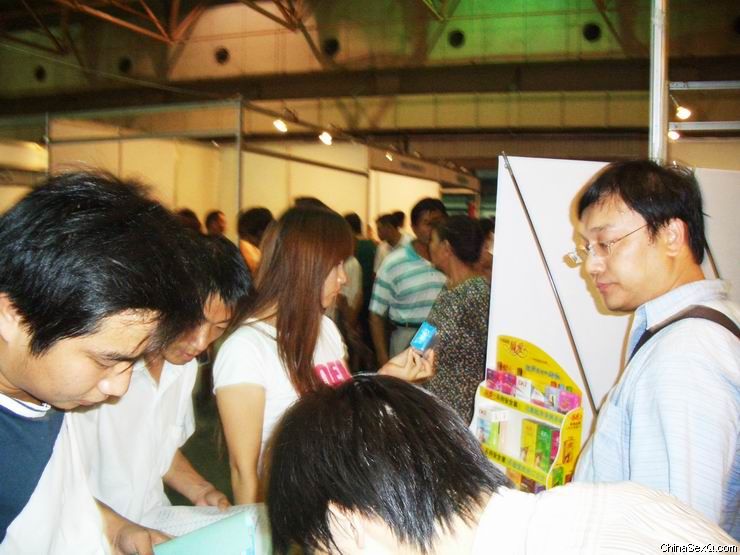 郑州性文化节惨淡收场20还是年轻人对性充满热情