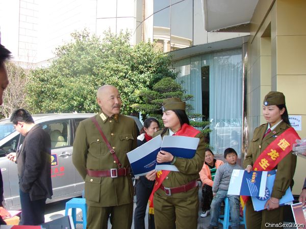 ��12������չͼƬר��--չ��ƪ