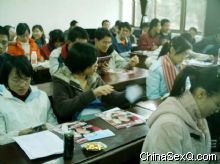 ������ڶ�ѧ�Ӳμӣ�ͬѧ�Ƿ��ġ������Ļ���