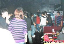 high��ĳ�����Ⱥ