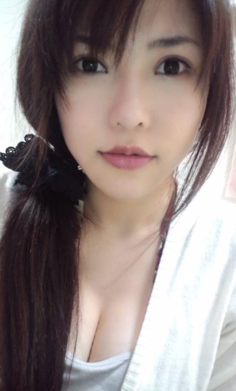 冲田杏梨清纯靓丽