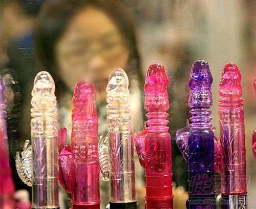 情趣内衣成本_情趣内衣新款一根带子(3)