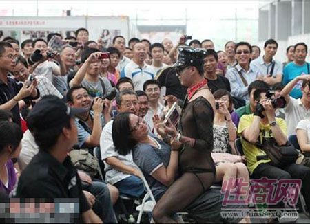 �������Ļ���