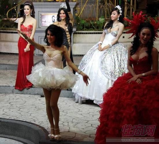 ̩����ηֱ�Ů�˺�����