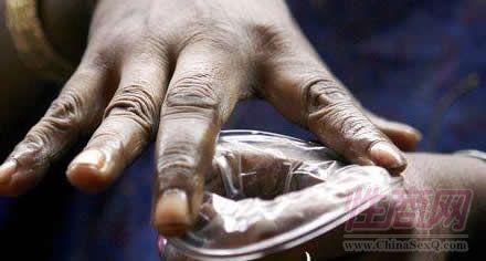 �ְ��ֽ������ʹ��Ů�ñ�����(��ͼ)