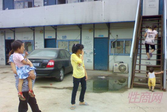 �񹤷��޷�ͼƬ02