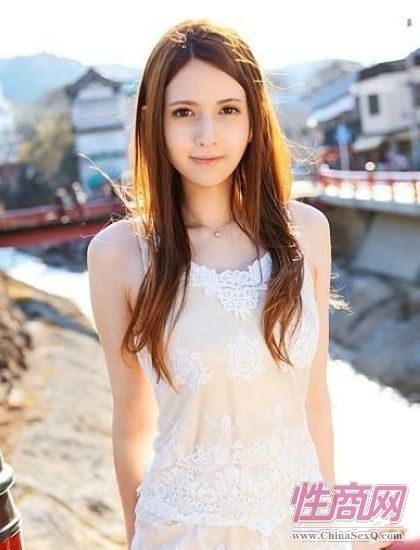 ���������ײ�AV��������1