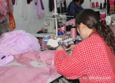 内衣生产图片_内衣美女