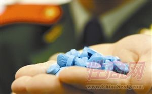 ���ڱ߼�������ΰ��