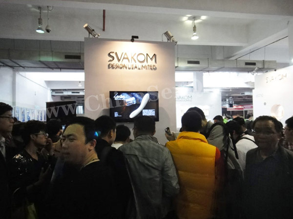 SWOKAM˾�ֿ�չλǰ