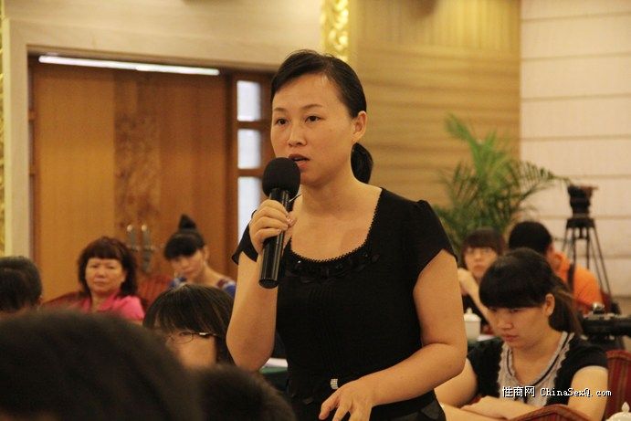 新快报记者提问