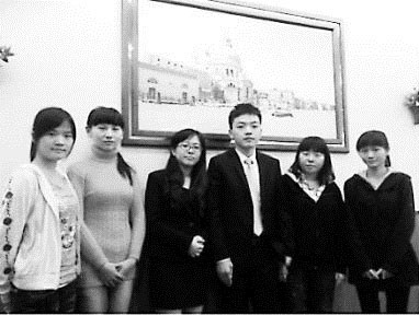 ���ж��ֿ�ķ����Ŷ�