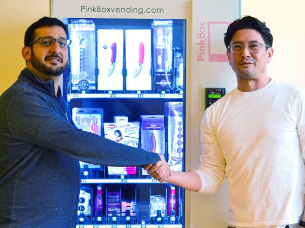 ����һ��˾�Ƴ��԰�����Զ��ۻ���