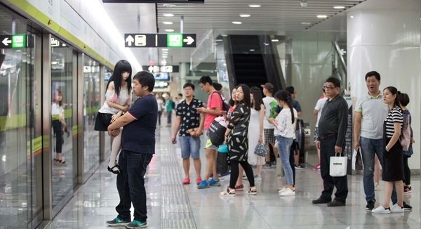 �˿������β����ų������޳������������־���