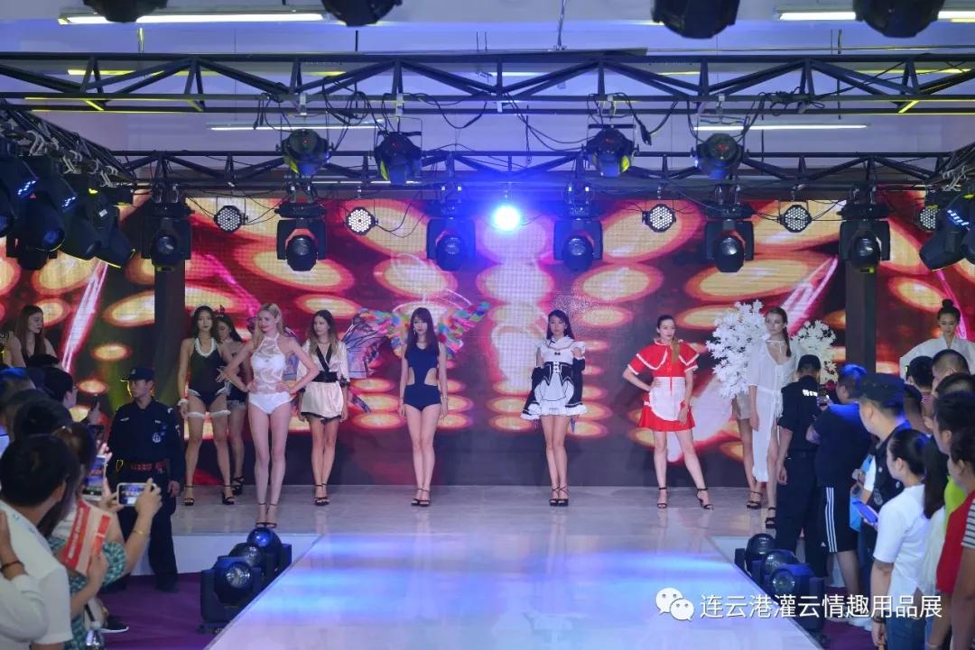 情趣内衣网点_内衣美女