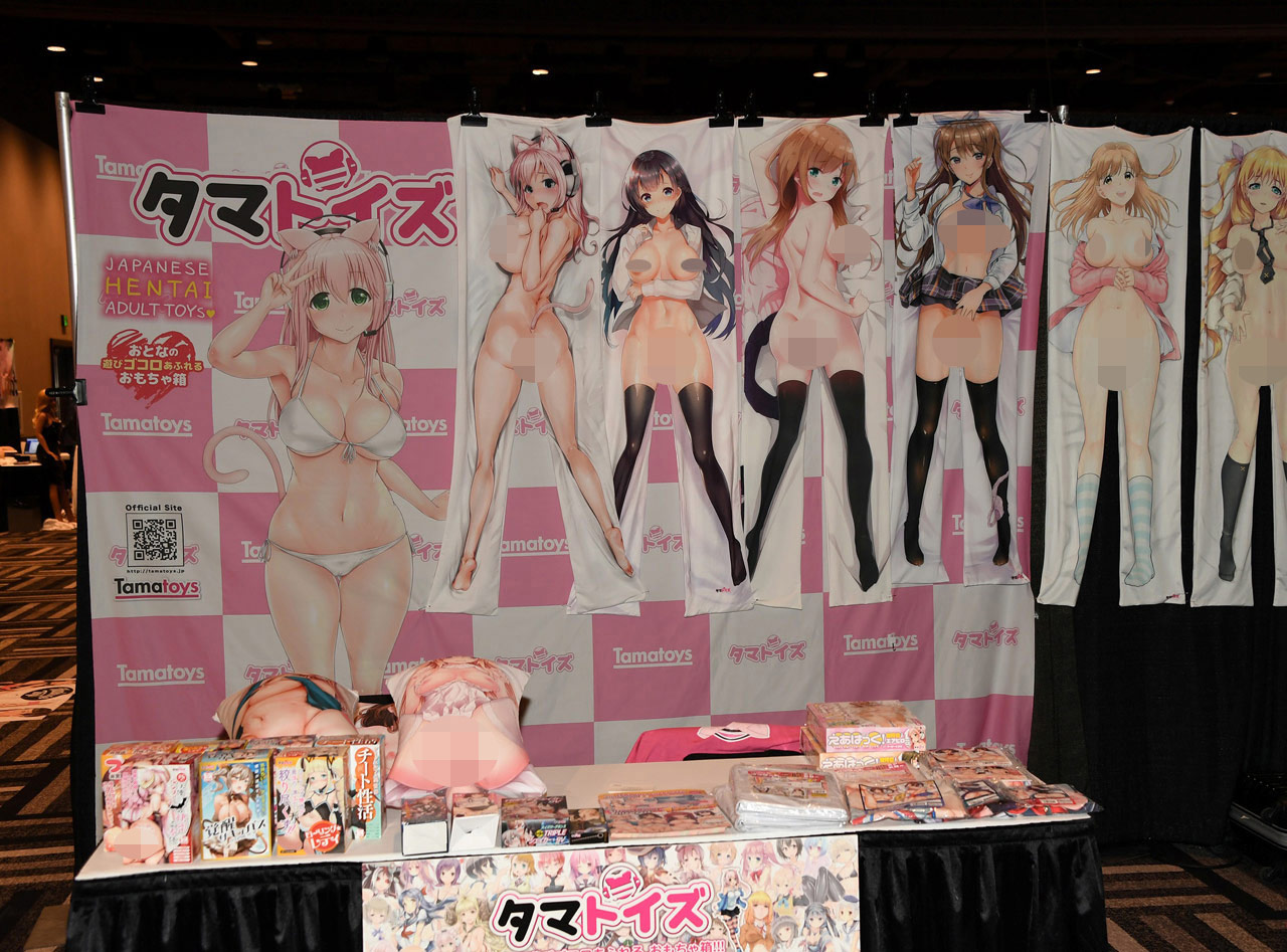 汤玛托易士TamaToys展示了多款情趣枕头