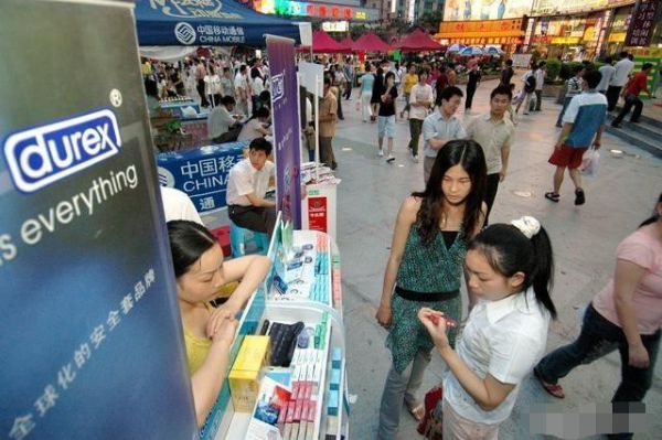 ���˽�ʲô���������Ȥ��Ʒ������������������Ů��