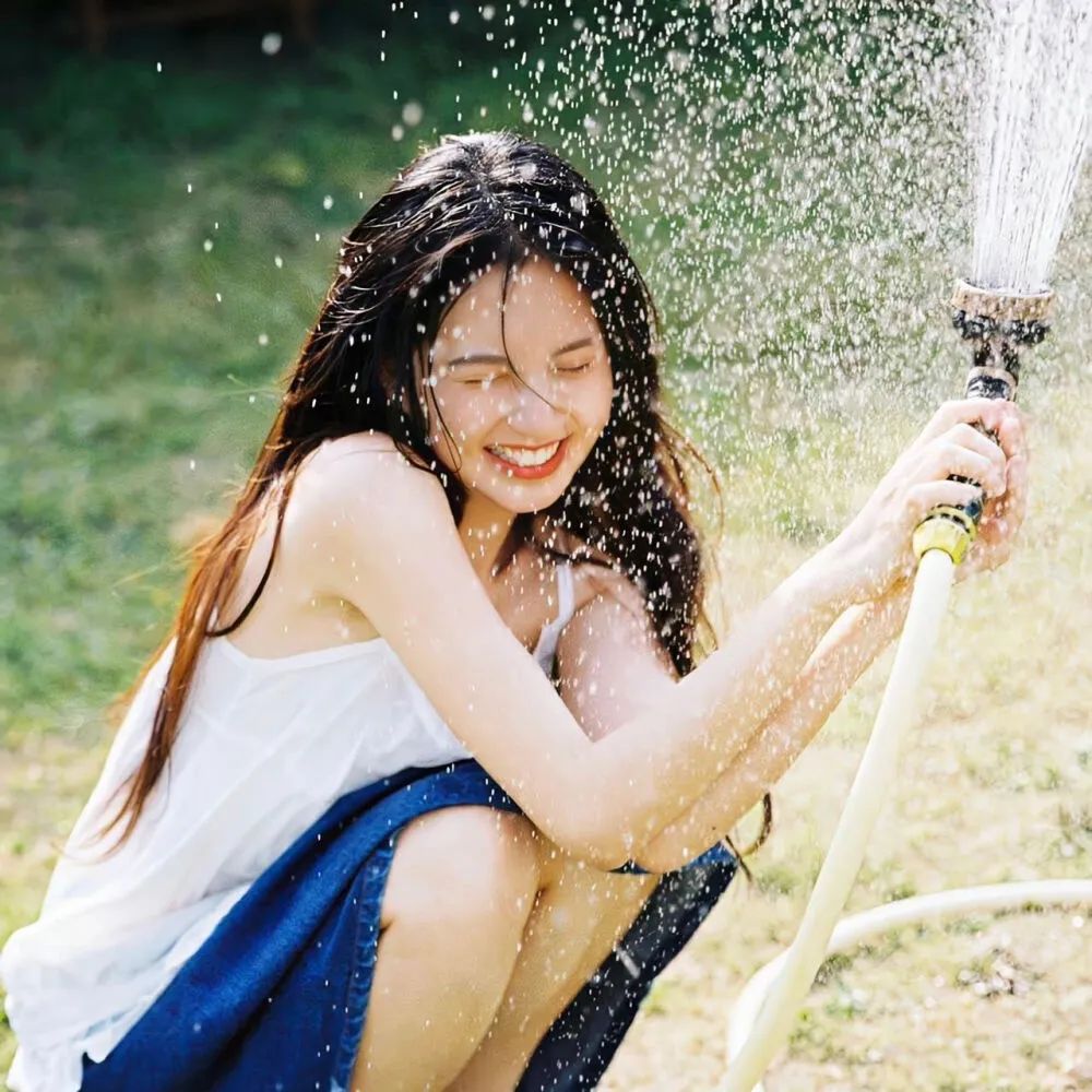 һ���ճ�����Ů���Ӵ�ҵ����