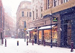 ��ҵ������������Ʒǰ����Σ��г���չ�ռ�޴�