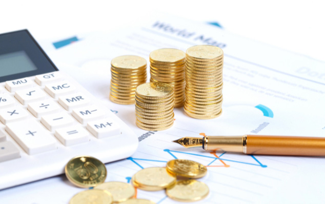 ������Ʒ�����ۻ�����˷Ѷ��٣���Ͷ��Ҫ����Ǯ��