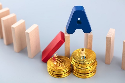 ������Ʒ������Ȥ��������˿���������Ͷ�ʷ��ö��٣�