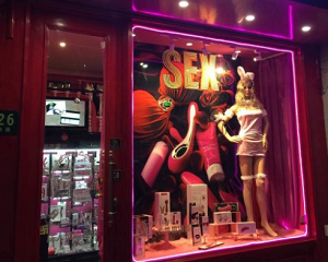 成人用品无人机售货店,新零售风口下的创业新项目 成人用品无人机售货店,新零售风口下的创业新项目