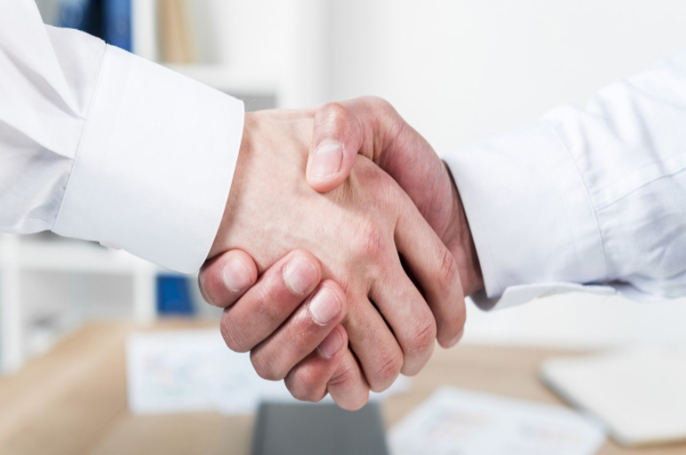 ���˳�����Ʒ������Ҫ����Ǯ����ô�һ�Դ��