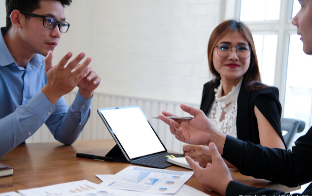 ��������Ȥ��Ʒ����Ҫʲô֤������ô���ģ�