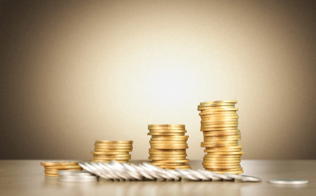 ��һ�ҳ�����Ʒ����Ҫ����Ǯ����������Щ���ƣ�