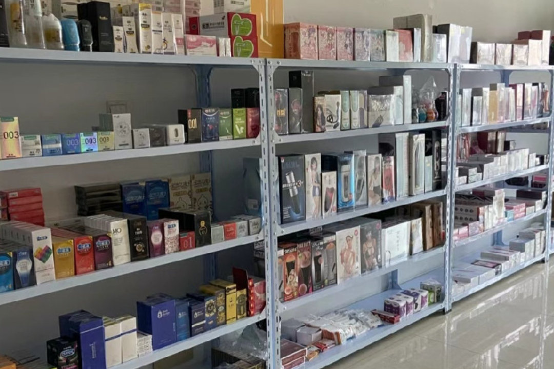 ����������Ȥ��Ʒ�������͵���ô��?������Ҫ����Ǯ?