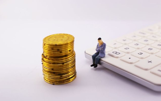 �ؿ������˿�������Ʒ�굽��Ҫ������Ǯ�����������ж��٣�