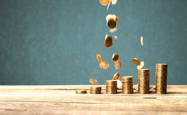 ��һ�ҳ�����Ʒ�����ۻ��꣬�ʽ�Ͷ��Ҫ���٣�