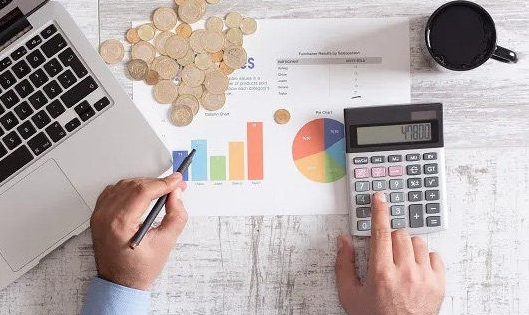 ���ڴ�ҶԳ�����Ʒ������Խ��Խ�󣬳�����Ʒ����ô����