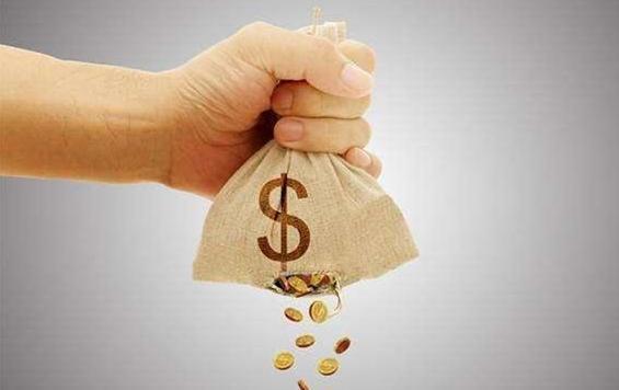 ��һ�ҳ�����Ʒ�����ۻ���Ҫ�����ʽ�������Σ�