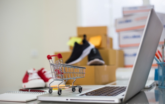 �ٴ�������Ȥ��Ʒ�������̸��Ӳ���������ô����