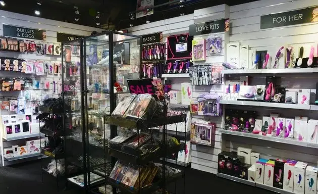 成人网店多平台内容合规:如何在抖音 /小红书实现0违规高转化 成人网店多平台内容合规:如何在抖音 /小红书实现0违规高转化