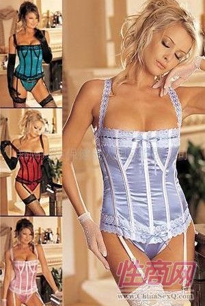 ��Ȥ���� ����� ��Ϸ�Ʒ� ���������������