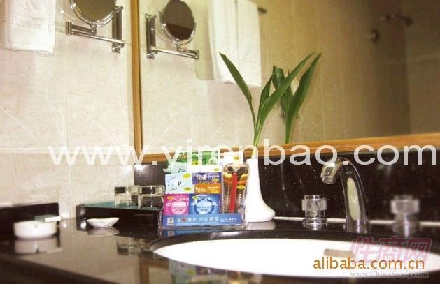 ���˱��Ƶ��г���Ʒ �ͷ��ͻ��ն�4