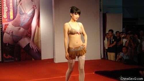 内衣秀12