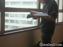 �ɷ������̡��ڿ���չ�����һ�ӭ 