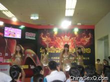 �赸��Ա�Ը�����������������