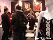 �����̡�������Ա�����µ��ڿ�����ÿһ��չ�̵�����