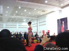 ��Ȥ����ģ�����㣬������������߳� 