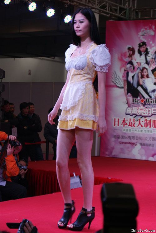 情趣内衣时装秀qvod_内衣秀