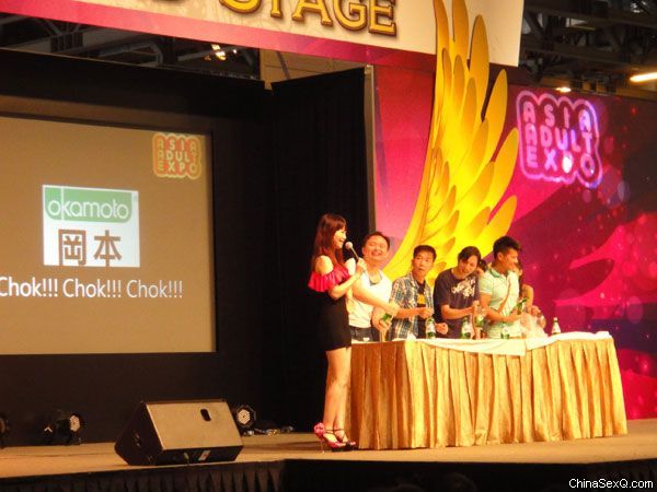 亚洲成人博览特邀嘉宾日本知名AV女优吉泽明步(YoshizawaAkiho,よしざわあきほ)