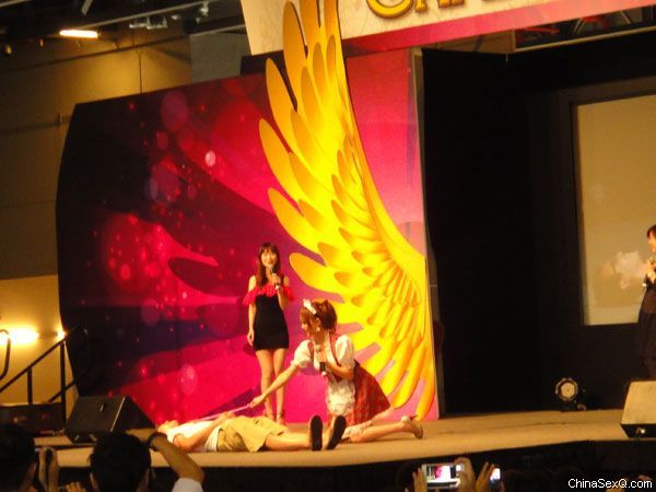 亚洲成人博览特邀嘉宾日本知名AV女优吉泽明步(YoshizawaAkiho,よしざわあきほ)