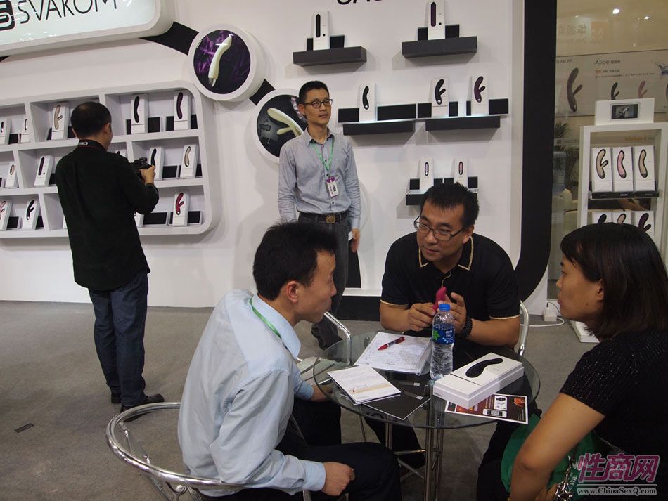 �ͻ�Ǣ̸����